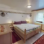 Parterre Wild Apartment *